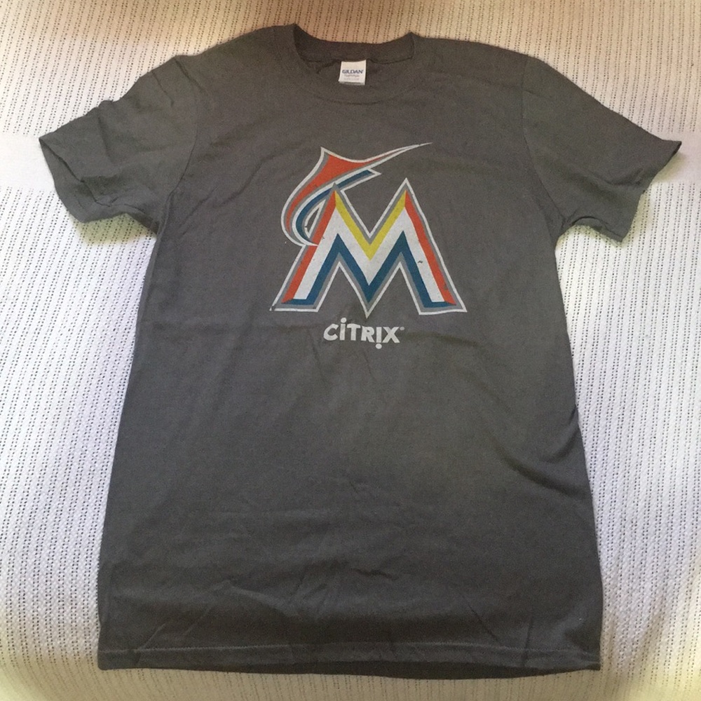 NWOT MARLINS T-SHIRT